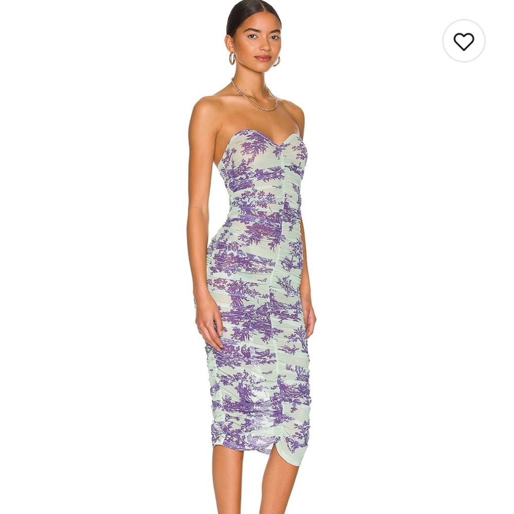 Renzo sheer dress, perfect for a wedding or a date night! Color is light mint.